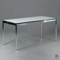 Preview: USM Haller Schreibtisch 150 x 75 cm mit weißer Platte gebraucht Preview: USM Haller Schreibtisch 150 x 75 cm mit weißer Platte gebraucht