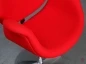 Preview: Artifort Little Tulip Chair mit rotem Stoffbezug gebraucht