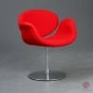 Preview: Artifort Little Tulip Chair mit rotem Stoffbezug gebraucht