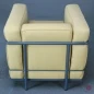 Preview: Cassina LC2 Le Corbusier Sessel Stoff Gelb gebraucht Preview: Cassina LC2 Le Corbusier Sessel Stoff Gelb gebraucht