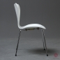 Preview: Fritz Hansen Serie 7 Stuhl in Weiß neu lackiert - gebraucht