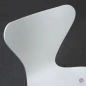 Preview: Fritz Hansen Serie 7 Stuhl in Weiß neu lackiert - gebraucht