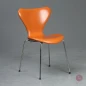 Preview: Fritz Hansen Serie 7 Leder Stuhl in Cognac Orange Preview: Fritz Hansen Serie 7 Leder Stuhl in Cognac Orange