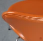 Preview: Fritz Hansen Serie 7 Leder Stuhl in Cognac Orange Preview: Fritz Hansen Serie 7 Leder Stuhl in Cognac Orange