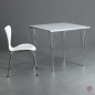Preview: Fritz Hansen Rectangular Esstisch 80 x 80cm in Weiß gebraucht