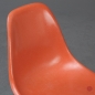 Preview: Herman Miller Eames Side Chair aus Fiberglas Orange gebraucht