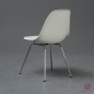 Preview: Herman Miller Eames Side Chair aus Fiberglas Weiß gebraucht