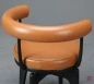 Preview: Cassina-Indochine-528-Drehstuhl-Detailansicht-Rückenlehne-hinten-2 Preview: Cassina-Indochine-528-Drehstuhl-Detailansicht-Rückenlehne-hinten-2