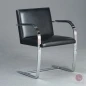 Preview: Knoll Brno Freischwinger mit schwarzem Leder und verchromtem Gestell gebraucht Preview: Knoll Brno Freischwinger mit schwarzem Leder und verchromtem Gestell gebraucht