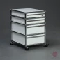 Preview: USM Haller Rollcontainer Weiß mit 4 Schubladen Preview: USM Haller Rollcontainer Weiß mit 4 Schubladen