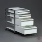 Preview: USM Haller Rollcontainer Weiß mit 4 Schubladen Preview: USM Haller Rollcontainer Weiß mit 4 Schubladen