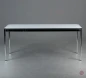 Preview: USM Haller Schreibtisch 175 x 75 cm Weiß Preview: USM Haller Schreibtisch 175 x 75 cm Weiß