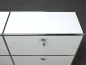 Preview: USM Haller Sideboard Regal mit vier Fächern zwei Klapptüren + zwei Schubtüren gebraucht