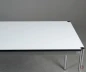 Preview: USM Haller Schreibtisch 175 x 75 cm Weiß Preview: USM Haller Schreibtisch 175 x 75 cm Weiß