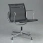 Preview: Vitra EA 108 Aluminium Chair Netz Schwarz gebraucht