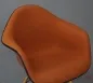 Preview: Vitra DAX Fiberglas Armchair Orange mit Eiffel Gestell gebraucht