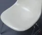 Preview: Vitra Eames Side Chair Beige Fiberglas DSS Stacking Base gebraucht