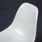 Preview: Vitra Fiberglas DSW Side Chair in Parchment beige mit Holz Gestell gebraucht