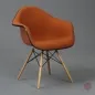 Preview: Vitra DAX Fiberglas Armchair Orange mit Eiffel Gestell gebraucht