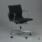 Preview: Vitra EA 117 Aluminium Chair Bürostuhl Hopsak Stoff Schwarz gebraucht