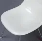 Preview: Vitra Eames Side Chair Beige Fiberglas DSX mit H-Base gebraucht