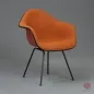 Preview: Vitra DAX Fiberglas Armchair Orange mit Vollpolster Gestell schwarz gebraucht