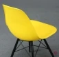Preview: Vitra DSW Plastic Side Chair Gelb Ahorngestell neuwertig gebraucht Preview: Vitra DSW Plastic Side Chair Gelb Ahorngestell neuwertig gebraucht