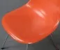Preview: Vitra Eames Side Chair Orange Fiberglass mit Metallgestell gebraucht