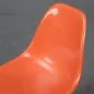 Preview: Vitra Eames Side Chair Orange Fiberglass mit Metallgestell gebraucht
