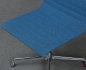 Preview: Vitra EA 101 Aluminium Chair Hopsak Blau gebraucht