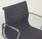 Preview: Vitra EA 117 Aluminium Chair Hopsak Grau gebraucht Preview: Vitra EA 117 Aluminium Chair Hopsak Grau gebraucht