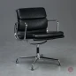 Preview: Vitra EA 208 Soft Pad Bürostuhl mit schwarzem Leder gebraucht Preview: Vitra EA 208 Soft Pad Bürostuhl mit schwarzem Leder gebraucht