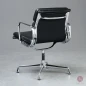 Preview: Vitra EA 208 Soft Pad Bürostuhl mit schwarzem Leder gebraucht Preview: Vitra EA 208 Soft Pad Bürostuhl mit schwarzem Leder gebraucht