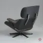 Preview: Vitra Eames Lounge Chair Schwarz mit dunkelbraunem Leder gebraucht