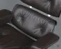 Preview: Vitra Eames Lounge Chair Schwarz mit dunkelbraunem Leder gebraucht