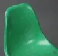 Preview: Vitra Eames Side Chair Fiberglass Grün mit Holzgestell gebraucht
