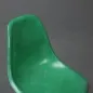 Preview: Vitra Eames Side Chair Fiberglass Grün mit Holzgestell gebraucht