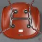 Preview: Vitra Eames Side Chair Terracotta Rot Fiberglass mit Metallgestell gebraucht