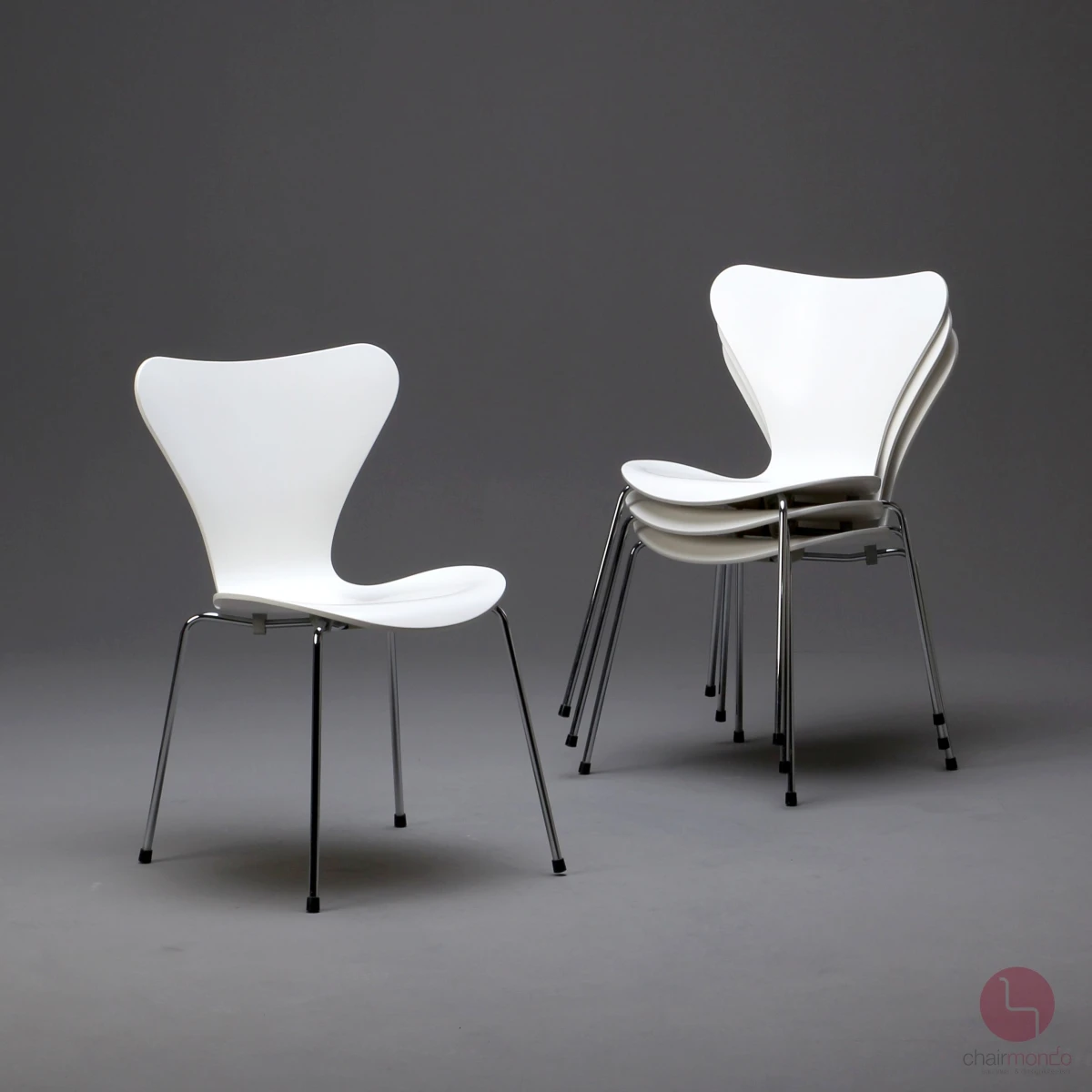 Fritz Hansen Serie 7 Stuhl in Weiß neu lackiert - gebraucht