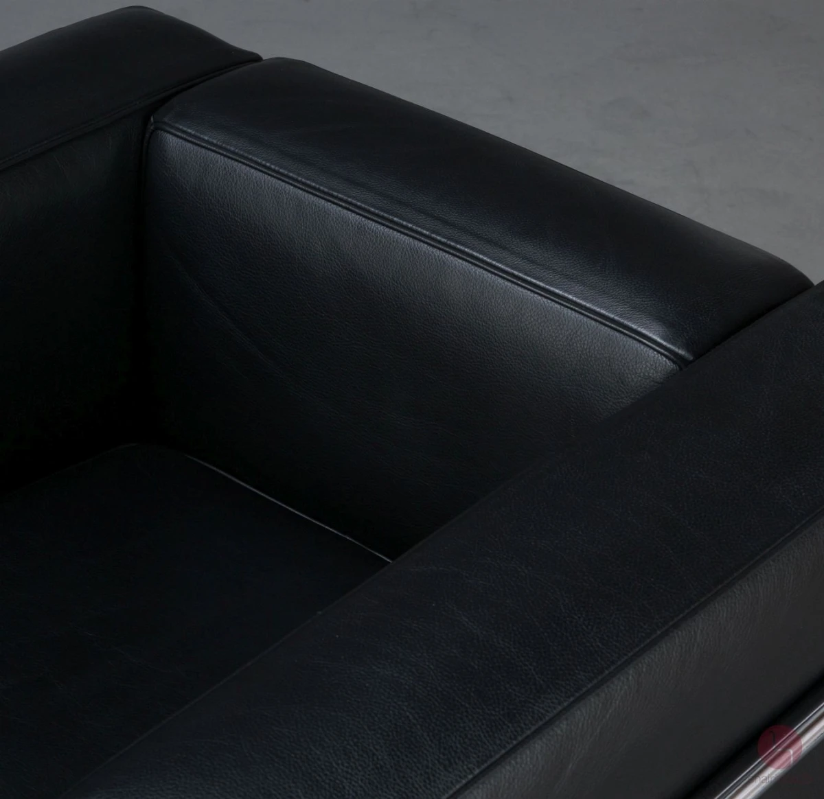 Cassina LC2 Sessel mit schwarzem Leder chairmondo