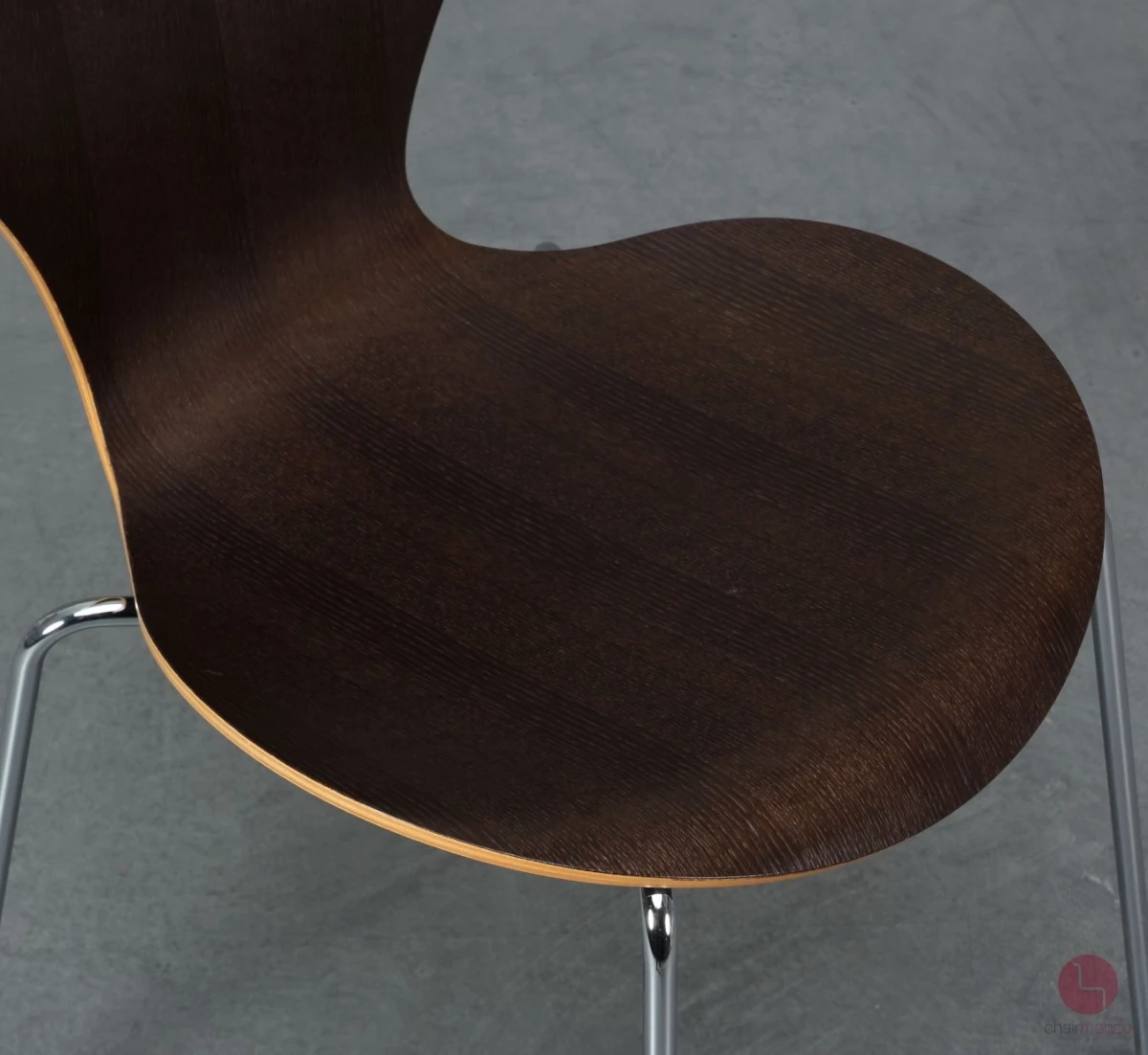 Fritz Hansen 3107 Serie 7 in Eiche Dunkelbraun gebraucht