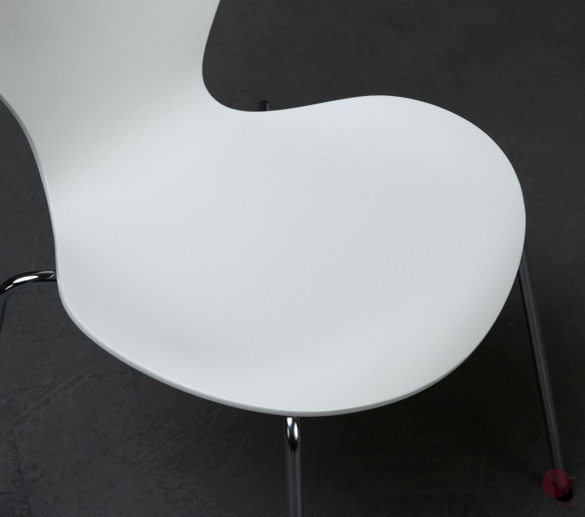 Fritz Hansen Serie 7 Stuhl in Weiß neu lackiert - gebraucht