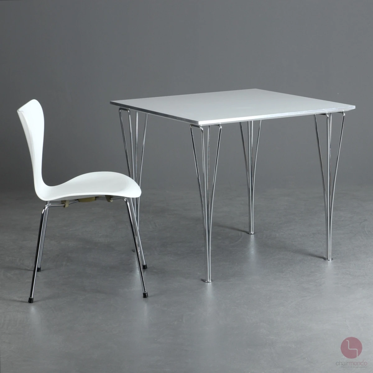 Fritz Hansen Rectangular Esstisch 80 x 80cm in Weiß gebraucht