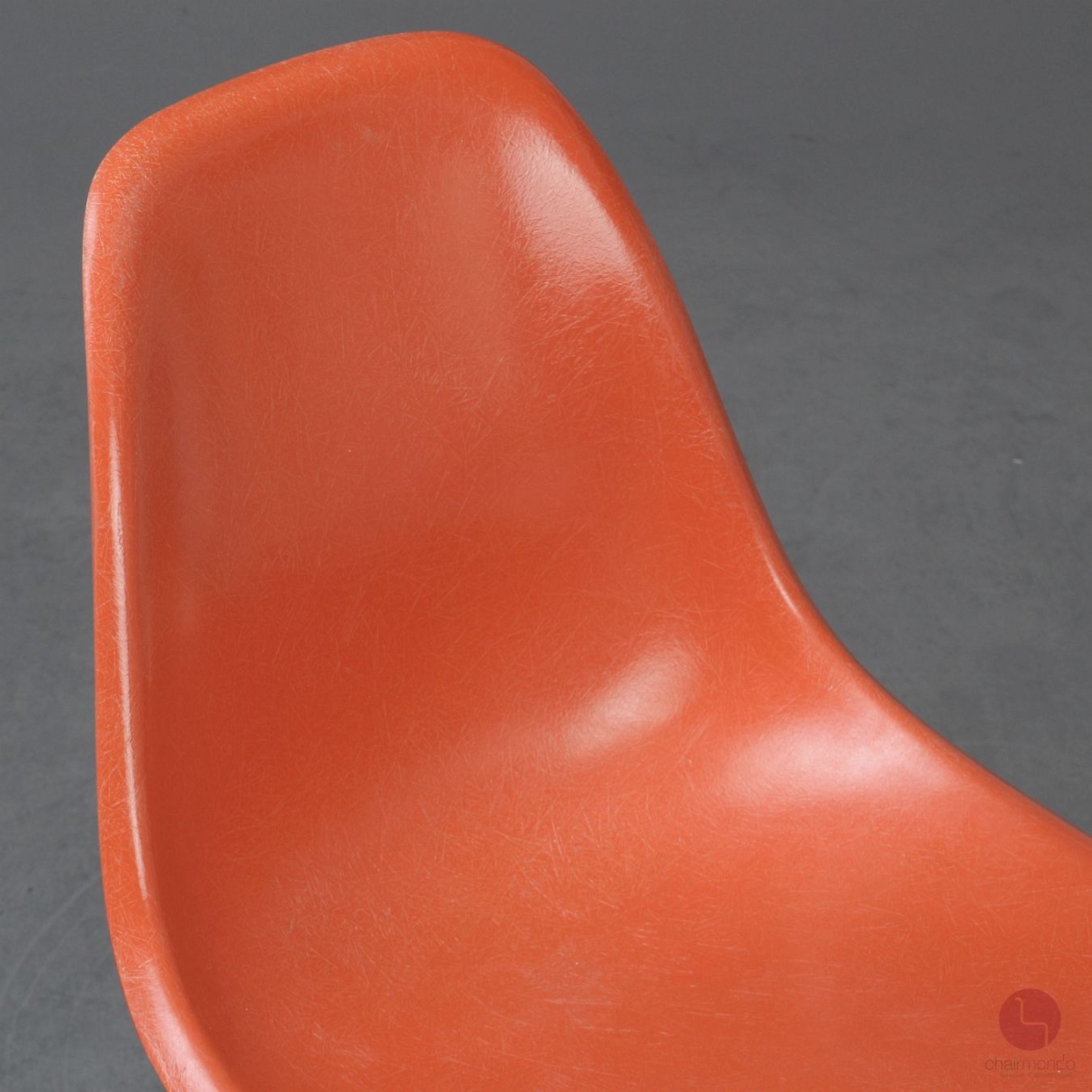 Preview: Herman Miller Eames Side Chair aus Fiberglas Orange gebraucht