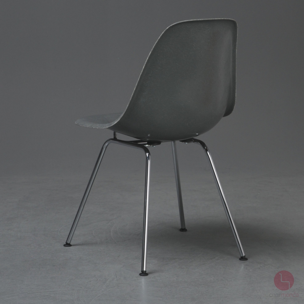 Preview: Herman Miller Eames Side Chair aus Fiberglas Grau gebraucht
