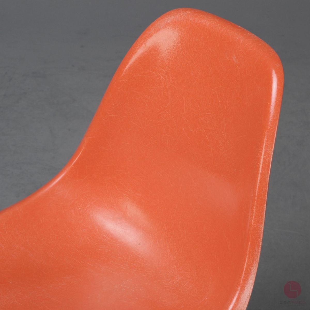 Herman Miller Eames Side Chair aus Fiberglas Orange gebraucht