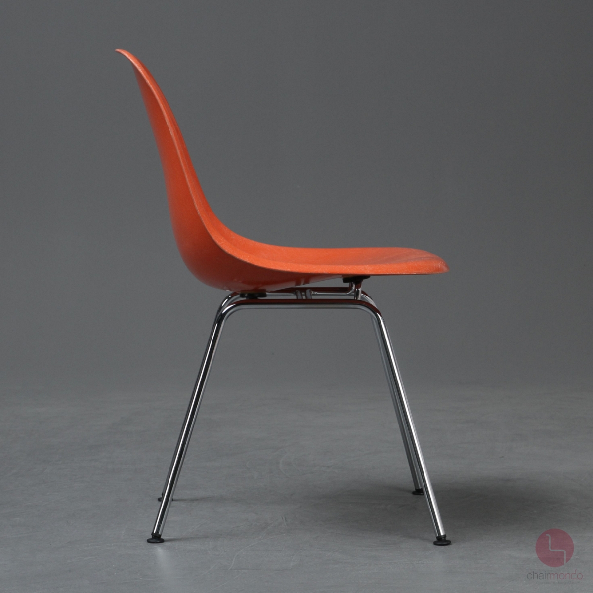 Preview: Herman Miller Eames Side Chair aus Fiberglas Orange gebraucht