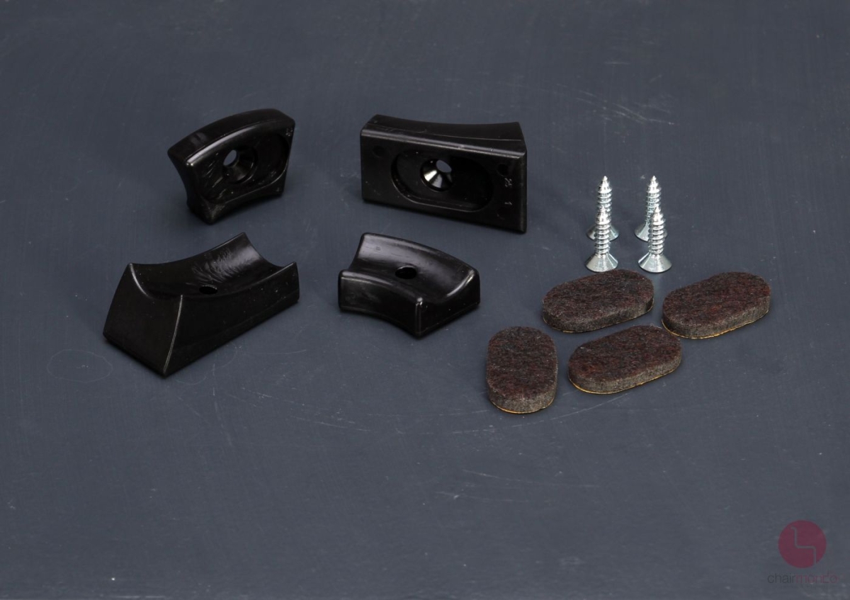 Preview: Filzgleiter-Set-in-Schwarz-passend-für-Thonet-Freischwinger-Stühle-FG10-Neuware-