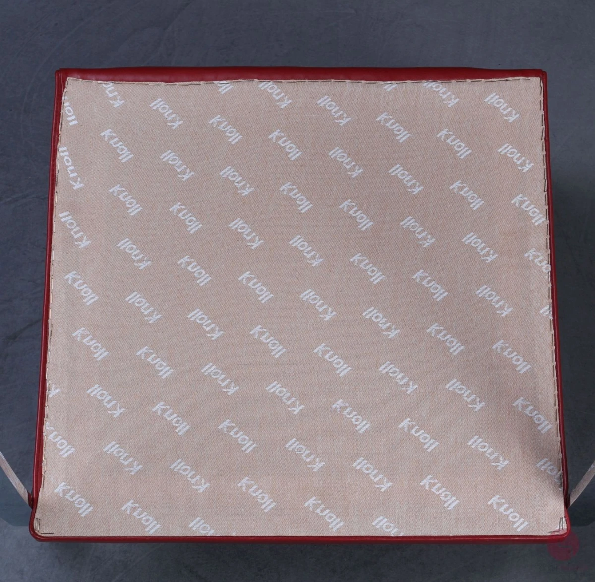 Knoll Brno Freischwinger mit rotem Leder und verchromtem Gestell gebraucht