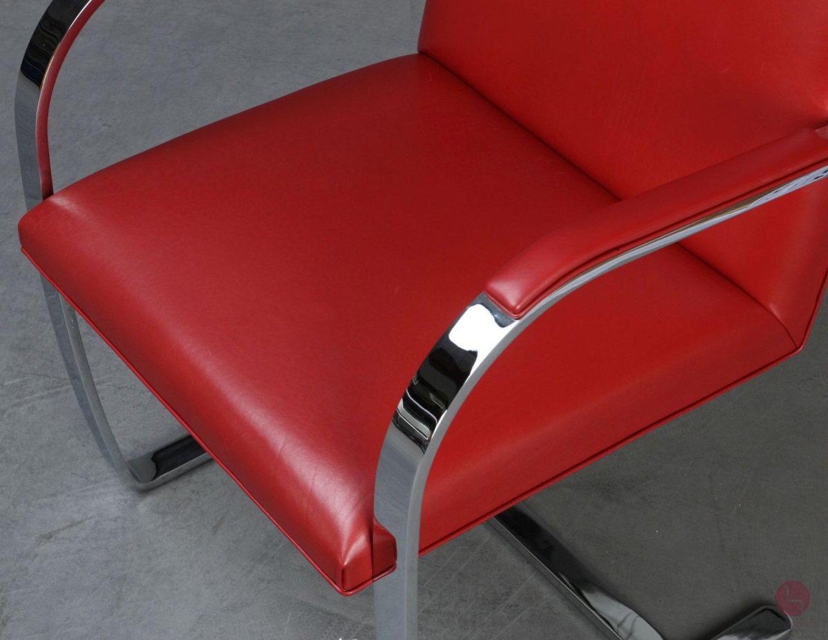 Knoll Brno Freischwinger mit rotem Leder und verchromtem Gestell gebraucht